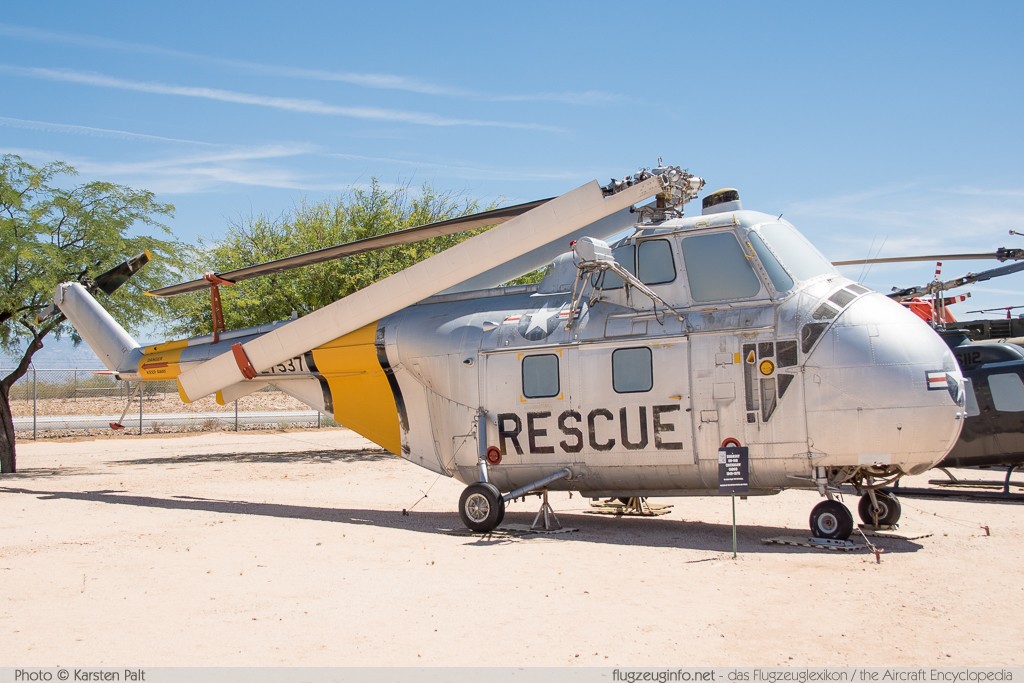 Sikorsky UH-19B Chickasaw United States Air Force (USAF) 52-7537 Pima Air and Space Museum Tucson, AZ 2015-06-03 � Karsten Palt, ID 11201 Sikorsky UH-19B Chickasaw United States Air Force (USAF) 52-7537 Pima Air and Space Museum Tucson, AZ 2015-06-03 � Karsten Palt, ID 11201
