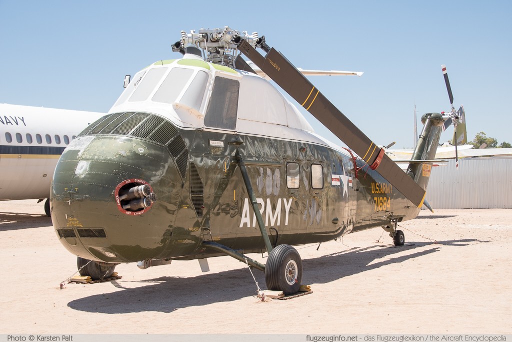 Sikorsky VH-34C Choctaw United States Army 57-1684 58-0790 Pima Air and Space Museum Tucson, AZ 2015-06-03 � Karsten Palt, ID 11202 Sikorsky VH-34C Choctaw United States Army 57-1684 58-0790 Pima Air and Space Museum Tucson, AZ 2015-06-03 � Karsten Palt, ID 11202