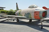 North American F-86H Sabre United States Air Force (USAF) 52-2074 187-100 Planes of Fame Aircraft Museum Chino, CA 2012-06-12, Photo by: Karsten Palt
