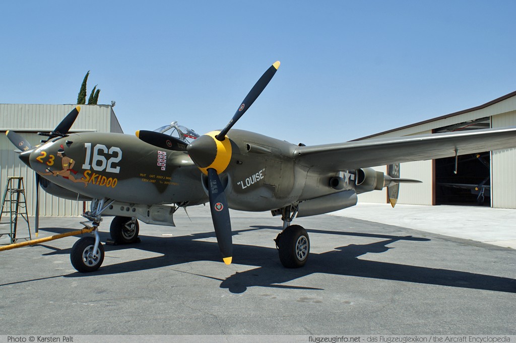 Lockheed P-38J Lightning NX138AM 422-4318 Planes of Fame Aircraft Museum Chino, CA 2012-06-12 � Karsten Palt, ID 6123 Lockheed P-38J Lightning NX138AM 422-4318 Planes of Fame Aircraft Museum Chino, CA 2012-06-12 � Karsten Palt, ID 6123