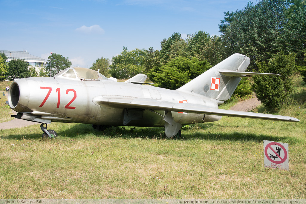Mikoyan Gurevich / WSK PZL-Mielec Lim-1 (MiG-15bis) Polish Air Force 712 1A-07012 Polish Aviation Museum Krakow 2015-08-22 � Karsten Palt, ID 11607 Mikoyan Gurevich / WSK PZL-Mielec Lim-1 (MiG-15bis) Polish Air Force 712 1A-07012 Polish Aviation Museum Krakow 2015-08-22 � Karsten Palt, ID 11607