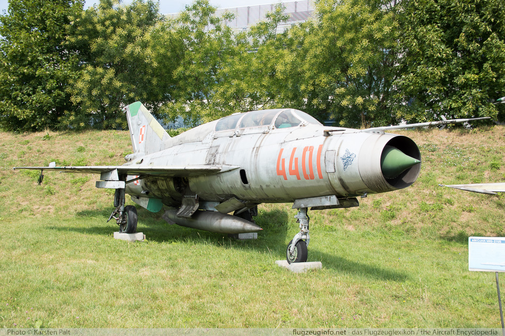 Mikoyan Gurevich MiG-21US Polish Air Force 4401 01685144 Polish Aviation Museum Krakow 2015-08-22 � Karsten Palt, ID 11631 Mikoyan Gurevich MiG-21US Polish Air Force 4401 01685144 Polish Aviation Museum Krakow 2015-08-22 � Karsten Palt, ID 11631