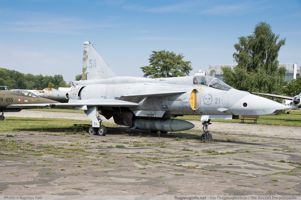 Saab AJSF37 Viggen Swedish Air Force / Flygvapnet 37954 37954 Polish Aviation Museum Krakow 2015-08-22 � Karsten Palt, ID 11670 Saab AJSF37 Viggen Swedish Air Force / Flygvapnet 37954 37954 Polish Aviation Museum Krakow 2015-08-22 � Karsten Palt, ID 11670