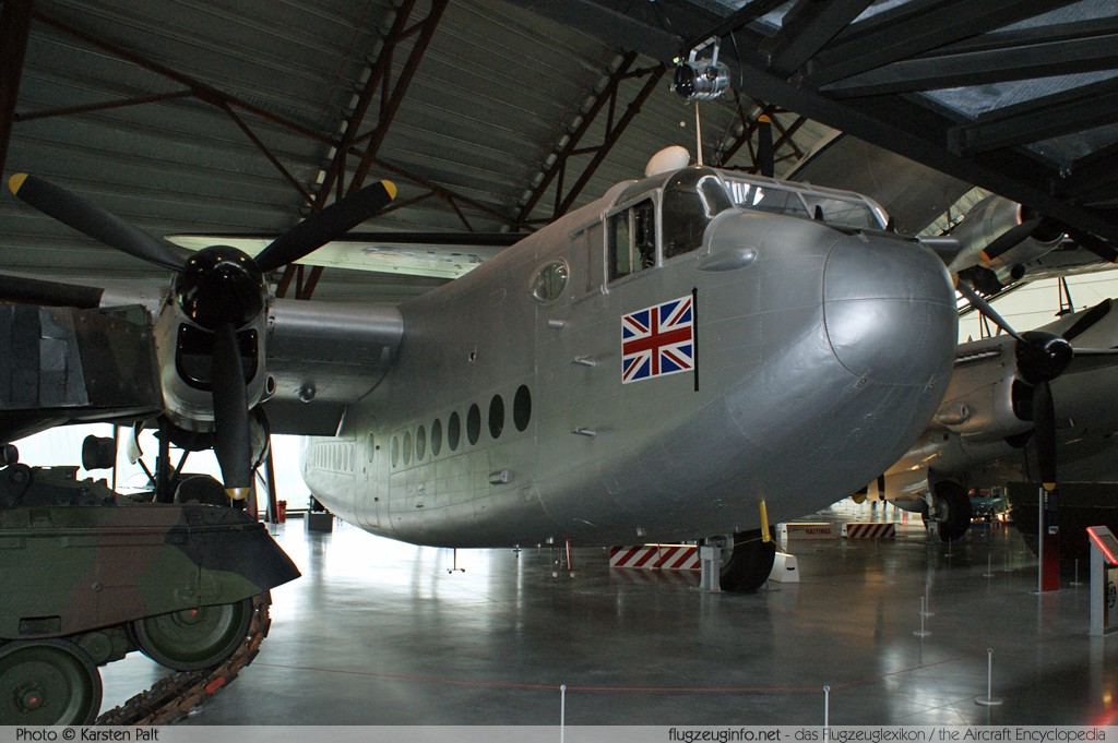 Avro 685 York C.1 Royal Air Force TS798 1223 Royal Air Force Museum Cosford Shifnal, Shropshire 2013-05-17 � Karsten Palt, ID 6657 Avro 685 York C.1 Royal Air Force TS798 1223 Royal Air Force Museum Cosford Shifnal, Shropshire 2013-05-17 � Karsten Palt, ID 6657