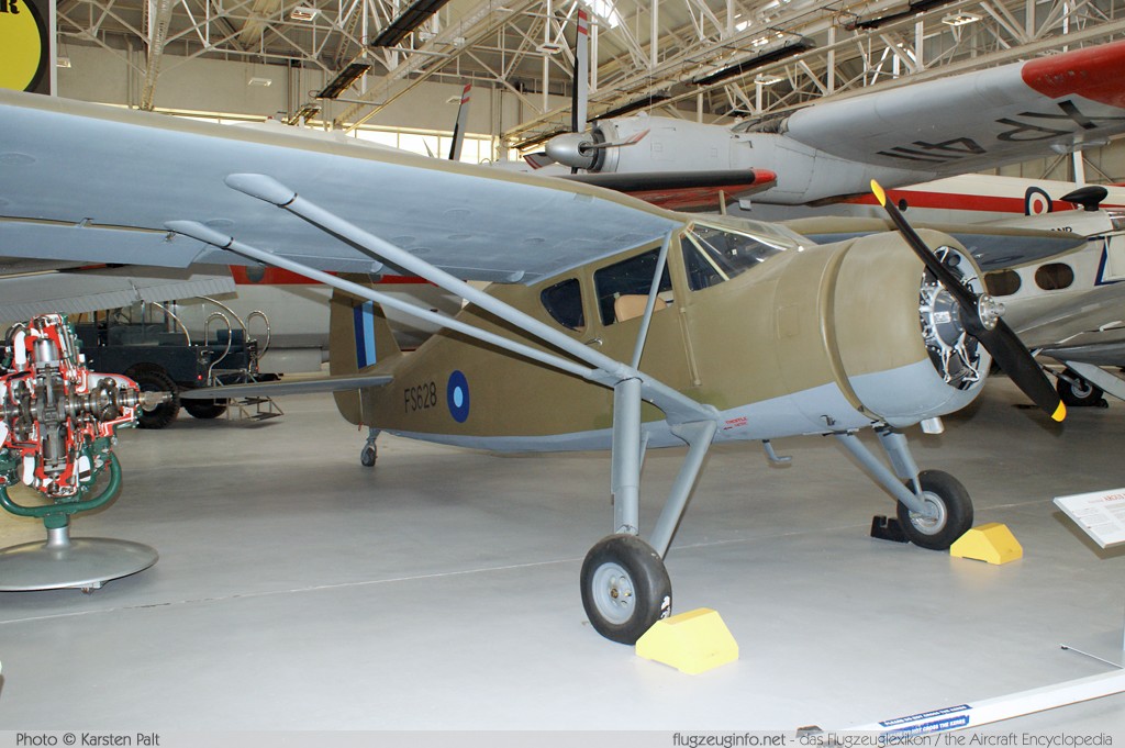 Fairchild Argus Mk1 (24W-41A) G-AIZE 565 Royal Air Force Museum Cosford Shifnal, Shropshire 2013-05-17 � Karsten Palt, ID 6690 Fairchild Argus Mk1 (24W-41A) G-AIZE 565 Royal Air Force Museum Cosford Shifnal, Shropshire 2013-05-17 � Karsten Palt, ID 6690