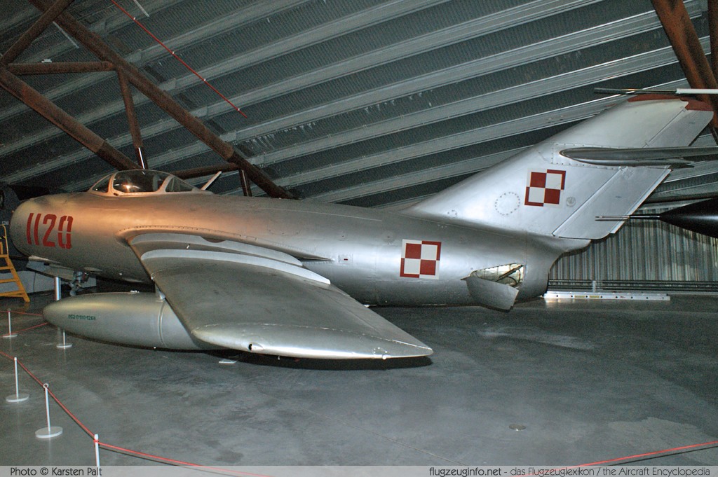 Mikoyan Gurevich MiG-15bis (WSK-Lim 2) Polish Air Force 1120 1B-01120 Royal Air Force Museum Cosford Shifnal, Shropshire 2013-05-17 � Karsten Palt, ID 6721