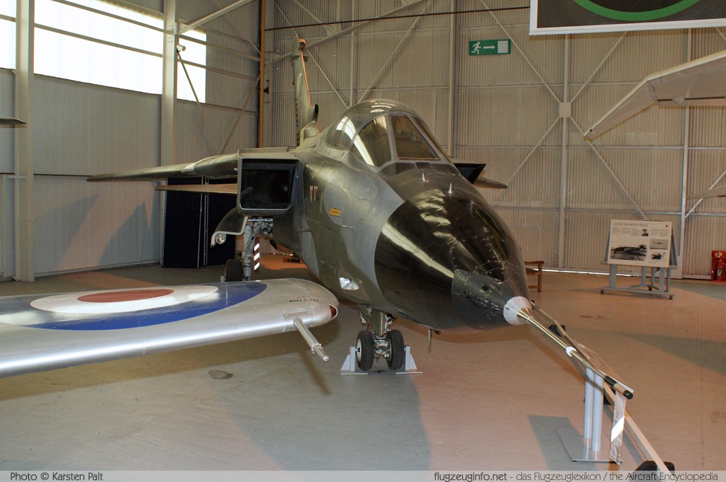 Panavia Tornado GR.1 Royal Air Force XX946 P02 Royal Air Force Museum Cosford Shifnal, Shropshire 2013-05-17 � Karsten Palt, ID 6754 Panavia Tornado GR.1 Royal Air Force XX946 P02 Royal Air Force Museum Cosford Shifnal, Shropshire 2013-05-17 � Karsten Palt, ID 6754