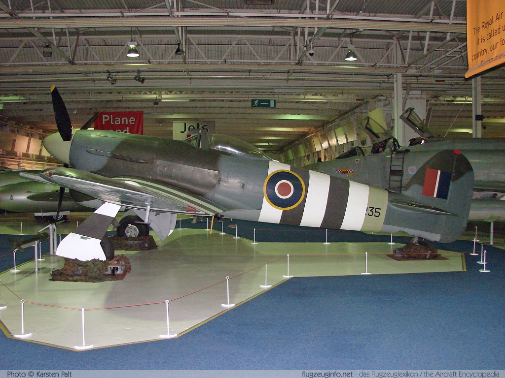 Hawker Typhoon Mk.IB Royal Air Force MN235 153219 Royal Air Force Museum London-Hendon 2008-07-16 � Karsten Palt, ID 1257 Hawker Typhoon Mk.IB Royal Air Force MN235 153219 Royal Air Force Museum London-Hendon 2008-07-16 � Karsten Palt, ID 1257