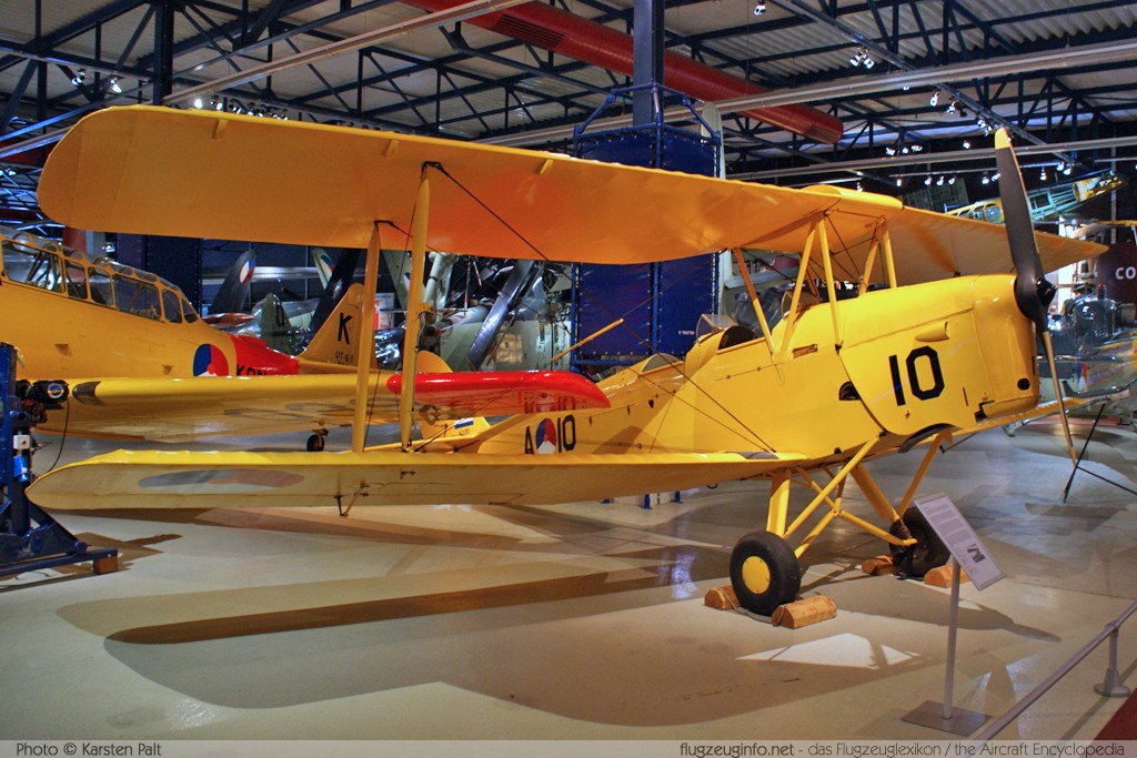 De Havilland DH 82A Tiger Moth II Royal Netherlands AF / Koninklijke Luchtmacht A-10 86587 Militaire Luchtvaart Museum Soesterberg 2009-06-25 � Karsten Palt, ID 2470 De Havilland DH 82A Tiger Moth II Royal Netherlands AF / Koninklijke Luchtmacht A-10 86587 Militaire Luchtvaart Museum Soesterberg 2009-06-25 � Karsten Palt, ID 2470