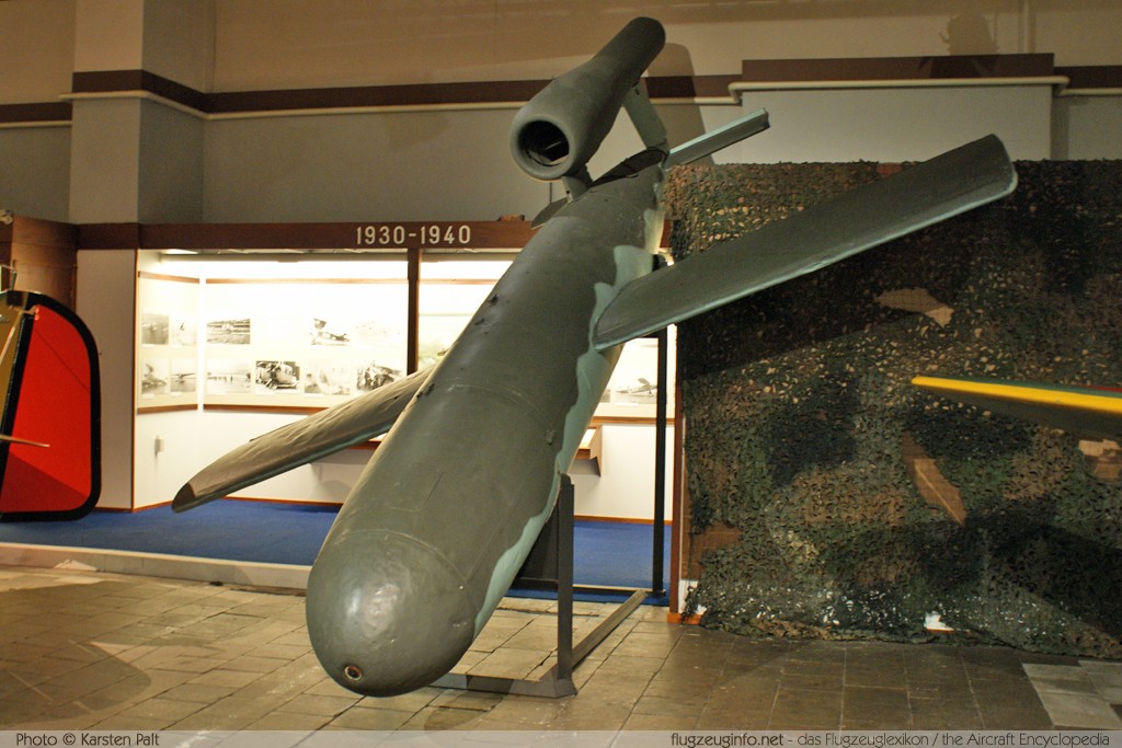 Fieseler Fi 103 / V-1 Militaire Luchtvaart Museum Soesterberg 2009-06-25 � Karsten Palt, ID 2497 Fieseler Fi 103 / V-1 Militaire Luchtvaart Museum Soesterberg 2009-06-25 � Karsten Palt, ID 2497