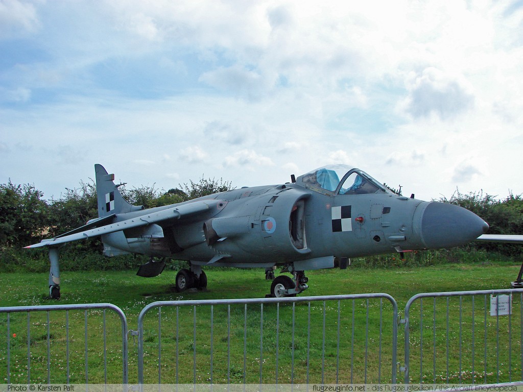 BAe Sea Harrier FRS2 Royal Navy ZA195 912034/DB1 Tangmere Military Aviation Museum Tangmere 2008-07-10 � Karsten Palt, ID 1057 BAe Sea Harrier FRS2 Royal Navy ZA195 912034/DB1 Tangmere Military Aviation Museum Tangmere 2008-07-10 � Karsten Palt, ID 1057