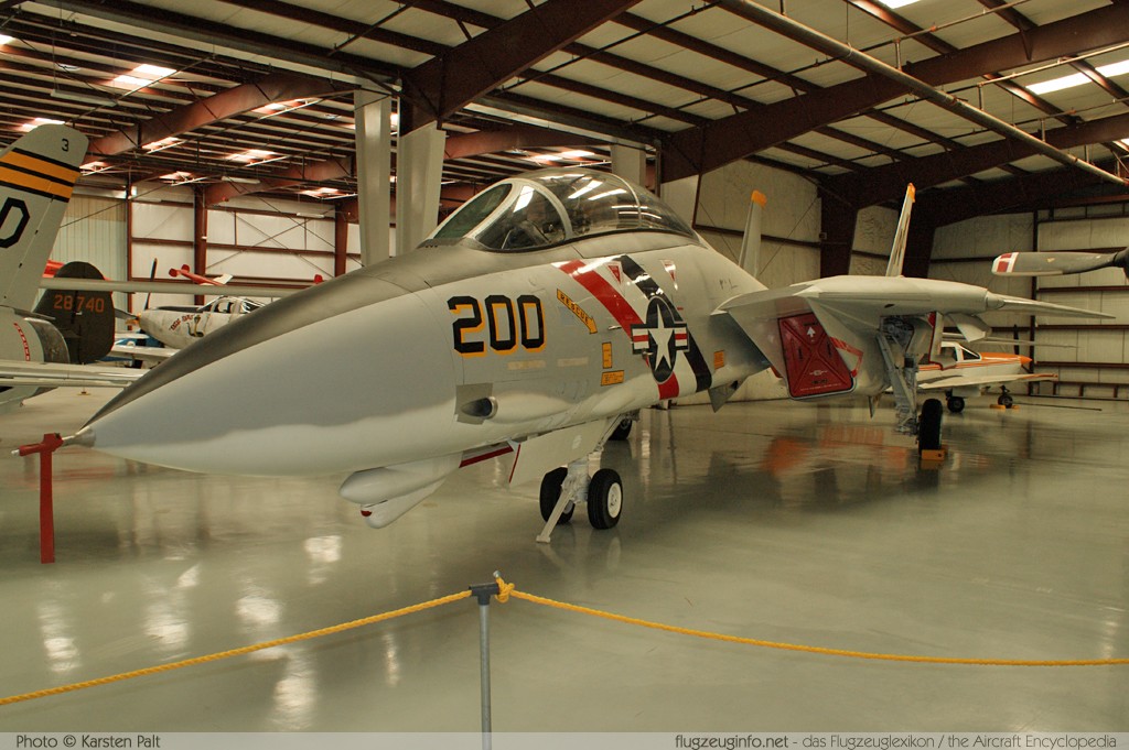 Grumman F-14A Tomcat United States Navy 158985 46 Yanks Air Museum Chino, CA 2012-06-12 � Karsten Palt, ID 6287 Grumman F-14A Tomcat United States Navy 158985 46 Yanks Air Museum Chino, CA 2012-06-12 � Karsten Palt, ID 6287