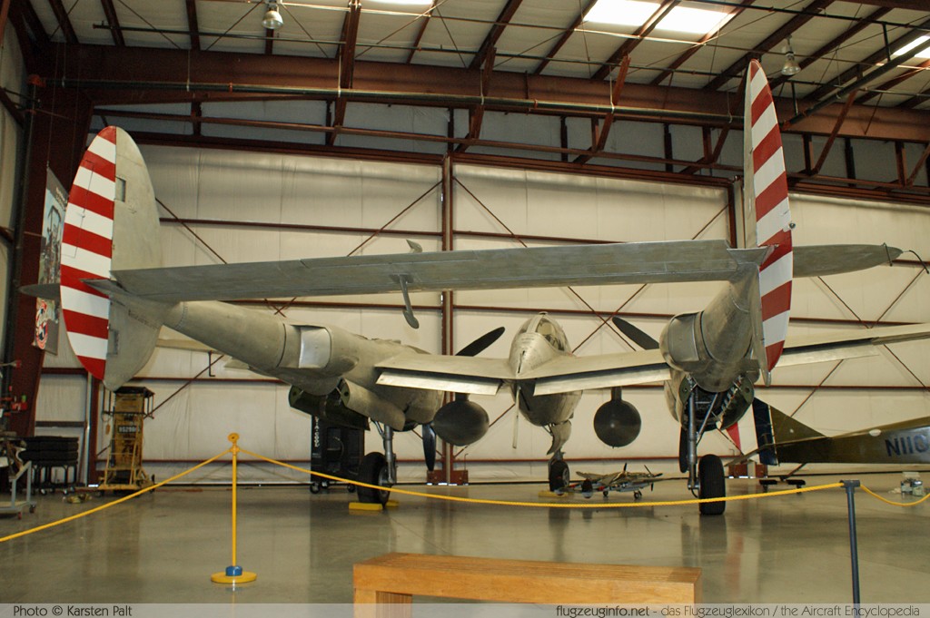 Lockheed F-5G (P-38L) Lightning N718 422-8187 Yanks Air Museum Chino, CA 2012-06-12 � Karsten Palt, ID 6318 Lockheed F-5G (P-38L) Lightning N718 422-8187 Yanks Air Museum Chino, CA 2012-06-12 � Karsten Palt, ID 6318