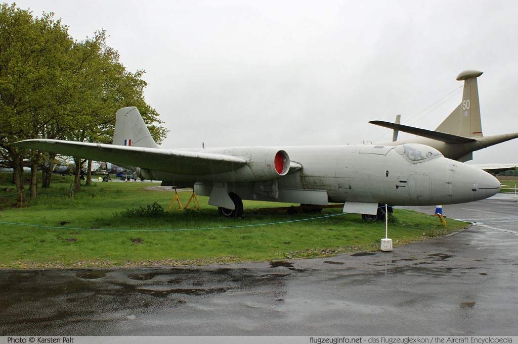 BAC / English Electric Canberra T.4 Royal Air Force WH846 EEP71290 Yorkshire Air Museum Elvington 2013-05-18 � Karsten Palt, ID 7021