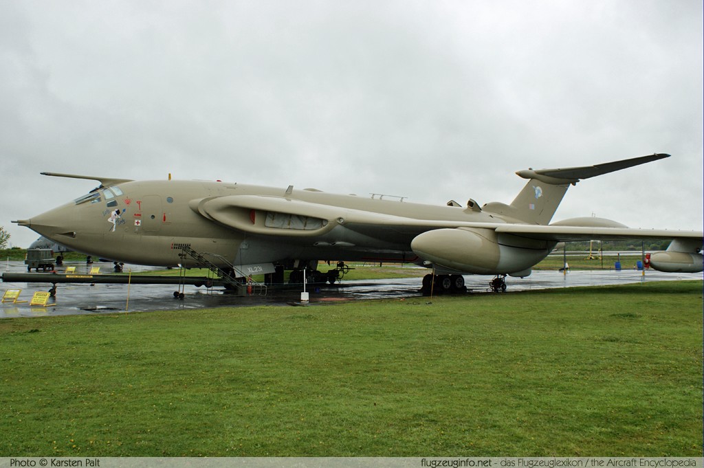 Handley Page H.P.80 Victor K2 Royal Air Force XL231 Yorkshire Air Museum Elvington 2013-05-18 � Karsten Palt, ID 7034 Handley Page H.P.80 Victor K2 Royal Air Force XL231 Yorkshire Air Museum Elvington 2013-05-18 � Karsten Palt, ID 7034