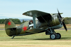 Polikarpow / Polikarpov I-153 © Colin Hunter