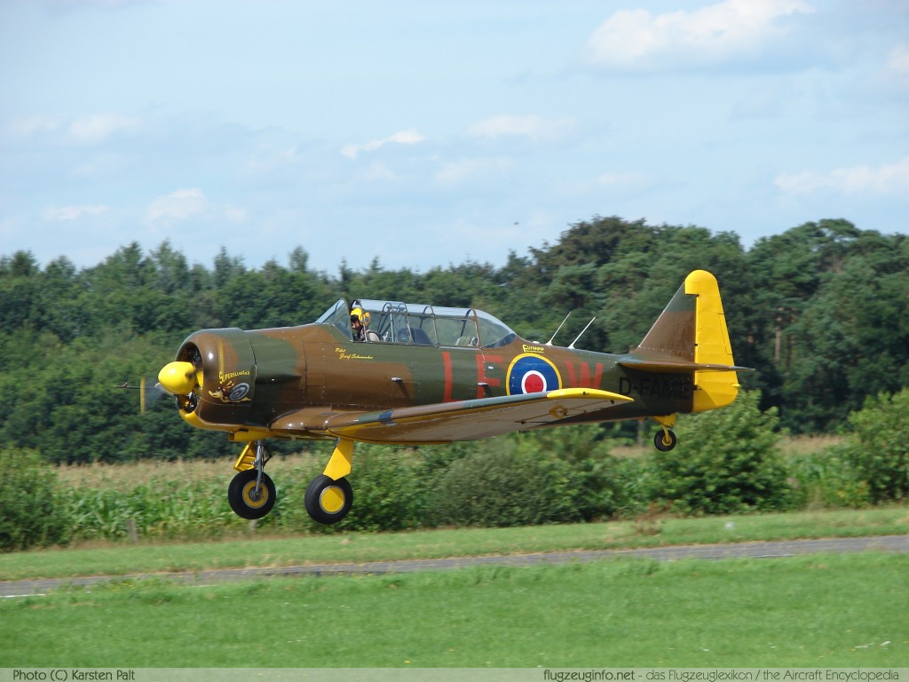 North American (CCF) T-6 / Harvard Mk IV D-FAME CCF4-77 Flugtag Ganderkesee 2007 Ganderkesee - Atlas Airfield (EDWQ) 2007-07-21 � Karsten Palt, ID 431 North American (CCF) T-6 / Harvard Mk IV D-FAME CCF4-77 Flugtag Ganderkesee 2007 Ganderkesee - Atlas Airfield (EDWQ) 2007-07-21 � Karsten Palt, ID 431