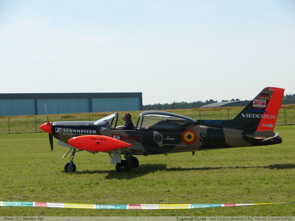 SIAI-Marchetti SF-260 D-EDUR 1-10 Flugtag Nordholz 2007 Nordholz-Spieka (EDXN) 2007-07-14 � Karsten Palt, ID 393 SIAI-Marchetti SF-260 D-EDUR 1-10 Flugtag Nordholz 2007 Nordholz-Spieka (EDXN) 2007-07-14 � Karsten Palt, ID 393