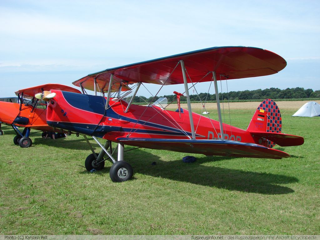 Stampe-Vertongen SV-4C Stampe-Formation D-EROB 151 Flugtag Nordholz 2007 Nordholz-Spieka (EDXN) 2007-07-14 � Karsten Palt, ID 406 Stampe-Vertongen SV-4C Stampe-Formation D-EROB 151 Flugtag Nordholz 2007 Nordholz-Spieka (EDXN) 2007-07-14 � Karsten Palt, ID 406