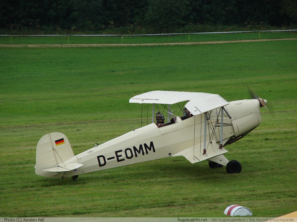 CASA I.131E (Bücker Bü-131 Jungmann) D-EOMM 2001 Oldtimer-Fliegertreffen 2007 Kirchheim unter Teck - Hahnweide (EDST) 2007-09-08 � Karsten Palt, ID 552 CASA I.131E (Bücker Bü-131 Jungmann) D-EOMM 2001 Oldtimer-Fliegertreffen 2007 Kirchheim unter Teck - Hahnweide (EDST) 2007-09-08 � Karsten Palt, ID 552