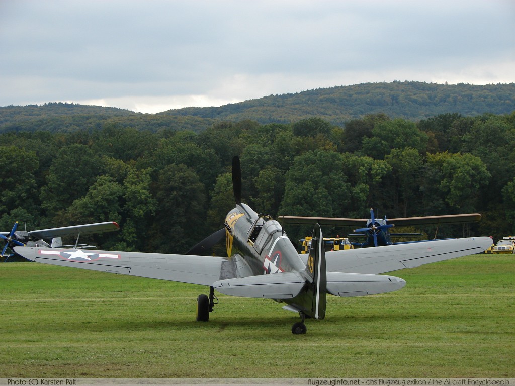 Curtiss P-40M Warhawk G-KITT 27490 Oldtimer-Fliegertreffen 2007 Kirchheim unter Teck - Hahnweide (EDST) 2007-09-08 � Karsten Palt, ID 581 Curtiss P-40M Warhawk G-KITT 27490 Oldtimer-Fliegertreffen 2007 Kirchheim unter Teck - Hahnweide (EDST) 2007-09-08 � Karsten Palt, ID 581