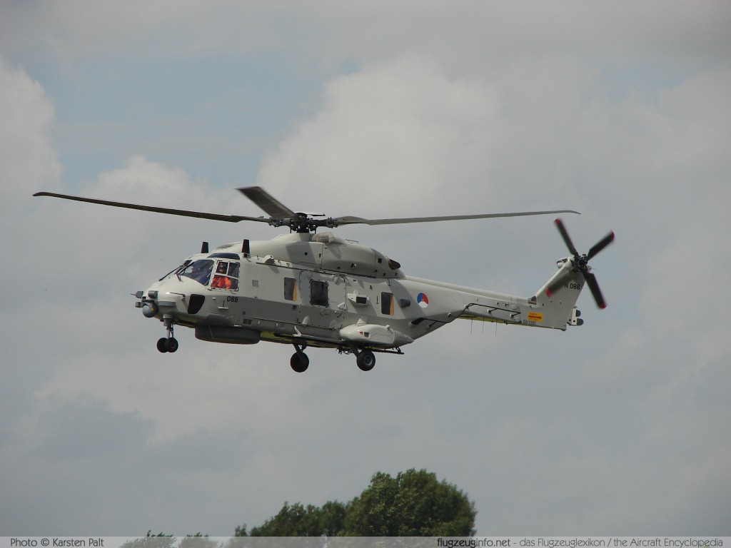 NH Industries NH-90NFH Royal Netherlands Navy / Koninklijke Marine (MLD) N-088 1088/NNLN01 Open Dagen Koninklijke Luchtmacht 2008 Leeuwarden (EHLW / LHW) 2008-06-20 � Karsten Palt, ID 898 NH Industries NH-90NFH Royal Netherlands Navy / Koninklijke Marine (MLD) N-088 1088/NNLN01 Open Dagen Koninklijke Luchtmacht 2008 Leeuwarden (EHLW / LHW) 2008-06-20 � Karsten Palt, ID 898