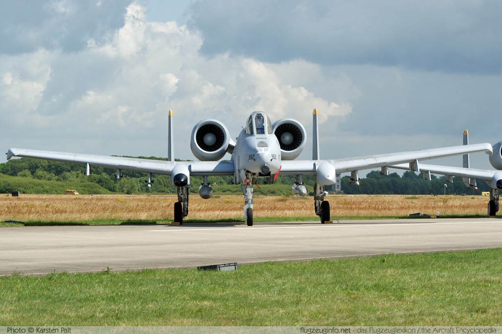 Fairchild Republic A-10A Thunderbolt II United States Air Force (USAF) 81-0962 A10-0657 Luchtmachtdagen 2009 Volkel (EHVK / UDE) 2009-06-19 � Karsten Palt, ID 2309 Fairchild Republic A-10A Thunderbolt II United States Air Force (USAF) 81-0962 A10-0657 Luchtmachtdagen 2009 Volkel (EHVK / UDE) 2009-06-19 � Karsten Palt, ID 2309