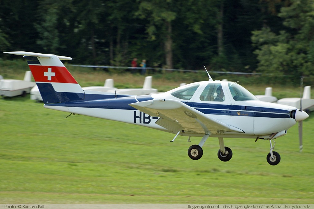 Beech BE 77 Skipper HB-EJD WA-136 Oldtimer-Fliegertreffen 2009 Kirchheim unter Teck - Hahnweide (EDST) 2009-09-04 � Karsten Palt, ID 2574 Beech BE 77 Skipper HB-EJD WA-136 Oldtimer-Fliegertreffen 2009 Kirchheim unter Teck - Hahnweide (EDST) 2009-09-04 � Karsten Palt, ID 2574