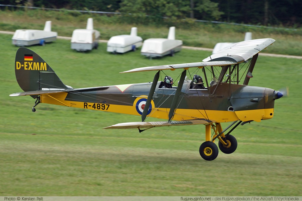 De Havilland DH 82A Tiger Moth II D-EXMM 82814 Oldtimer-Fliegertreffen 2009 Kirchheim unter Teck - Hahnweide (EDST) 2009-09-05 � Karsten Palt, ID 2656 De Havilland DH 82A Tiger Moth II D-EXMM 82814 Oldtimer-Fliegertreffen 2009 Kirchheim unter Teck - Hahnweide (EDST) 2009-09-05 � Karsten Palt, ID 2656