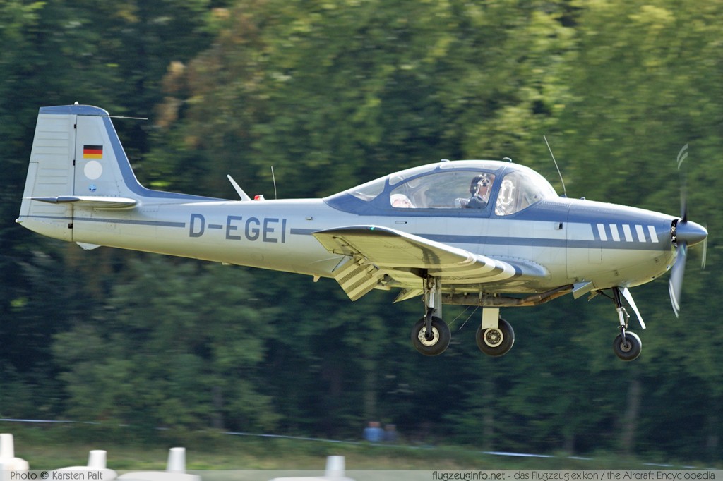 Piaggio / Focke-Wulf P-149D  D-EGEI 121 Oldtimer-Fliegertreffen 2009 Kirchheim unter Teck - Hahnweide (EDST) 2009-09-05 � Karsten Palt, ID 2616
