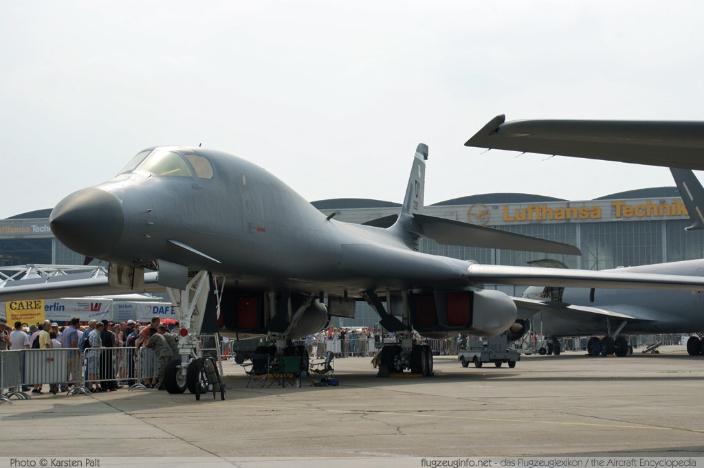 Rockwell B-1B United States Air Force (USAF) 86-0097 57 ILA Berlin 2010 Berlin - Schönefeld (EDDB / SXF) 2010-06-11 � Karsten Palt, ID 3363 Rockwell B-1B United States Air Force (USAF) 86-0097 57 ILA Berlin 2010 Berlin - Schönefeld (EDDB / SXF) 2010-06-11 � Karsten Palt, ID 3363