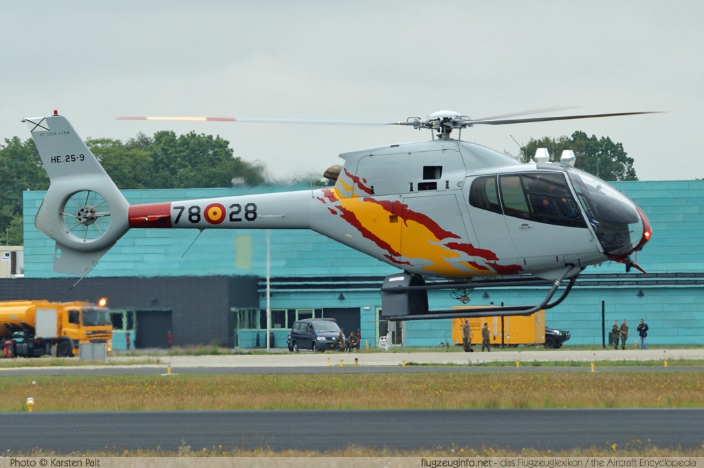 Eurocopter EC 120B Spanish Air Force HE.25-9 1198 Luchtmachtdagen 2010 Gilze-Rijen (EHGR) 2010-06-18 � Karsten Palt, ID 3301 Eurocopter EC 120B Spanish Air Force HE.25-9 1198 Luchtmachtdagen 2010 Gilze-Rijen (EHGR) 2010-06-18 � Karsten Palt, ID 3301