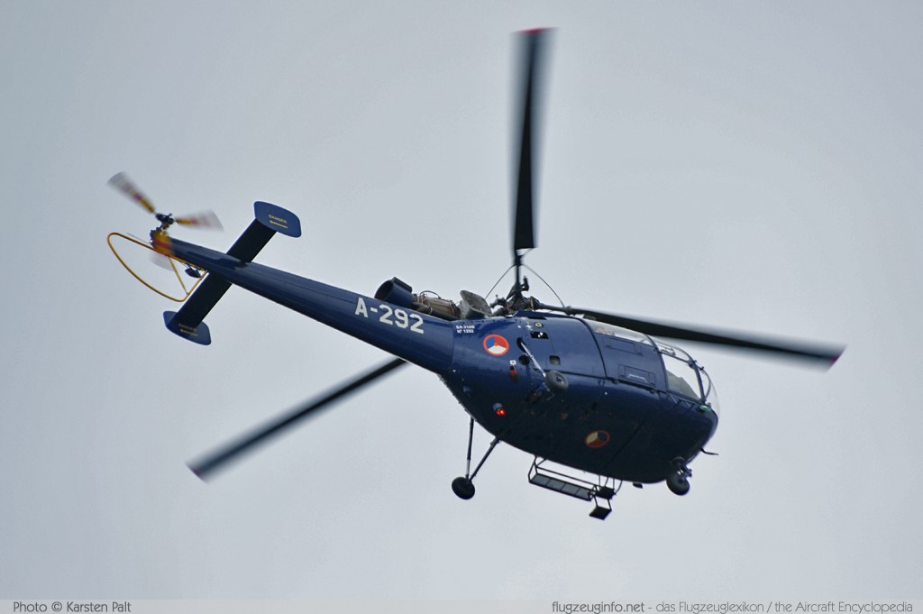 Aerospatiale SA-316B Alouette III Royal Netherlands AF / Koninklijke Luchtmacht A-292 1292 Luchtmachtdagen 2010 Gilze-Rijen (EHGR) 2010-06-18 � Karsten Palt, ID 3341 Aerospatiale SA-316B Alouette III Royal Netherlands AF / Koninklijke Luchtmacht A-292 1292 Luchtmachtdagen 2010 Gilze-Rijen (EHGR) 2010-06-18 � Karsten Palt, ID 3341