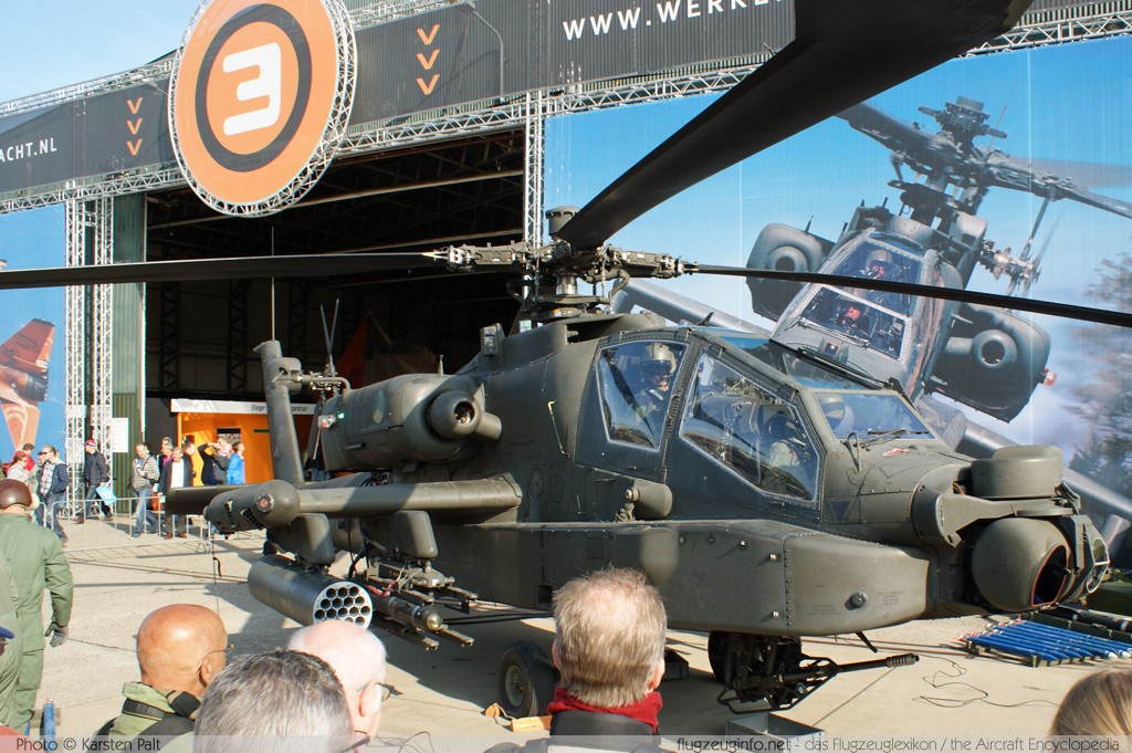 McDonnell Douglas / Boeing AH-64D Apache Royal Netherlands AF / Koninklijke Luchtmacht Q-05 DN005 Luchtmachtdagen 2011 Leeuwarden (EHLW / LHW) 2011-09-16 � Karsten Palt, ID 5606