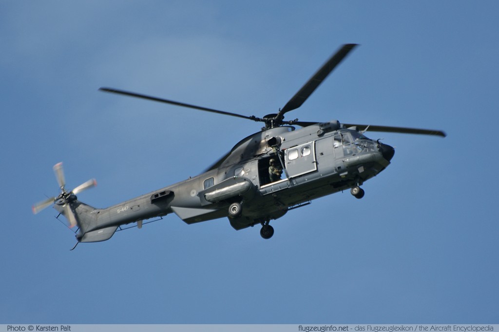 Eurocopter AS-532U2 Cougar Royal Netherlands AF / Koninklijke Luchtmacht S-447 2447 Luchtmachtdagen 2011 Leeuwarden (EHLW / LHW) 2011-09-16 � Karsten Palt, ID 5618