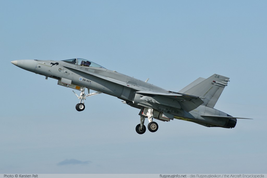McDonnell Douglas / Boeing F-18C Finnish Air Force HN-424 1421/FNC024 Luchtmachtdagen 2011 Leeuwarden (EHLW / LHW) 2011-09-16 � Karsten Palt, ID 5654 McDonnell Douglas / Boeing F-18C Finnish Air Force HN-424 1421/FNC024 Luchtmachtdagen 2011 Leeuwarden (EHLW / LHW) 2011-09-16 � Karsten Palt, ID 5654