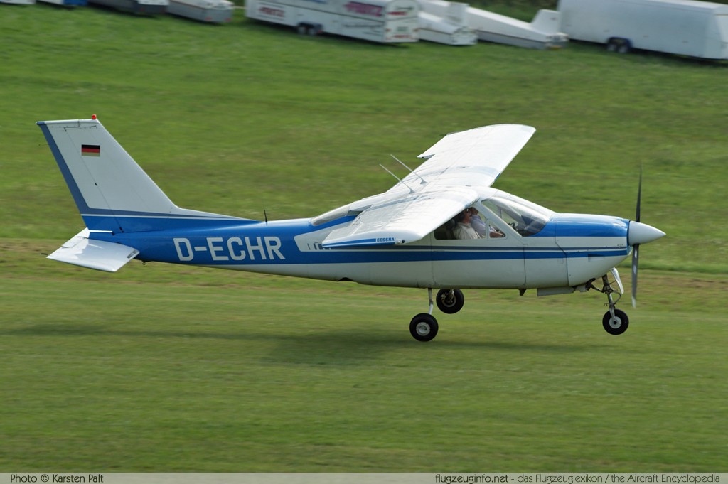 Cessna-Reims F.177RG D-ECHR F177RG0008 Oldtimer-Fliegertreffen 2013 Kirchheim unter Teck - Hahnweide (EDST) 2013-09-06 � Karsten Palt, ID 7298 Cessna-Reims F.177RG D-ECHR F177RG0008 Oldtimer-Fliegertreffen 2013 Kirchheim unter Teck - Hahnweide (EDST) 2013-09-06 � Karsten Palt, ID 7298