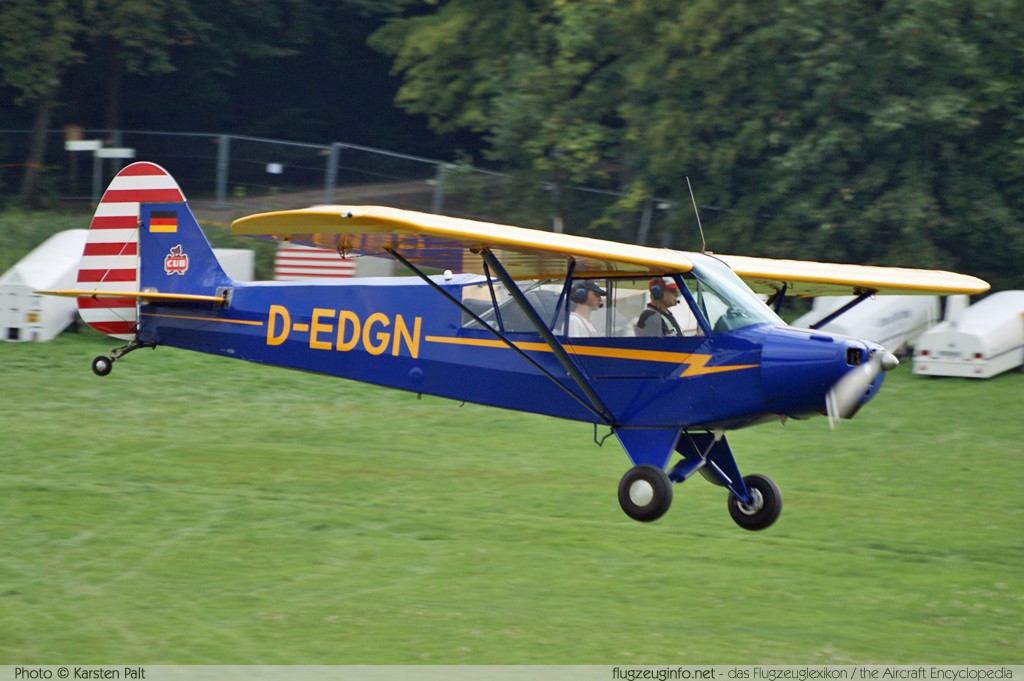 Piper PA-18-95 Super Cub D-EDGN 18-3419 Oldtimer-Fliegertreffen 2013 Kirchheim unter Teck - Hahnweide (EDST) 2013-09-06 � Karsten Palt, ID 7340 Piper PA-18-95 Super Cub D-EDGN 18-3419 Oldtimer-Fliegertreffen 2013 Kirchheim unter Teck - Hahnweide (EDST) 2013-09-06 � Karsten Palt, ID 7340