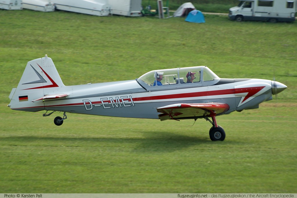 Moravan Zlin Z-526L D-EMEI Oldtimer-Fliegertreffen 2013 Kirchheim unter Teck - Hahnweide (EDST) 2013-09-07 � Karsten Palt, ID 7505 Moravan Zlin Z-526L D-EMEI Oldtimer-Fliegertreffen 2013 Kirchheim unter Teck - Hahnweide (EDST) 2013-09-07 � Karsten Palt, ID 7505