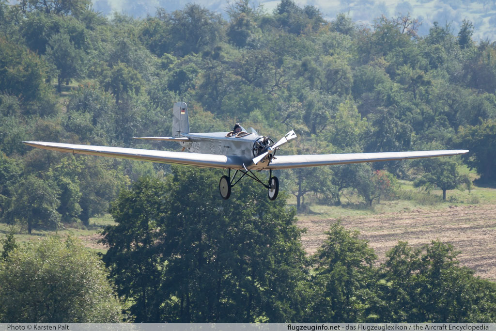Klemm L 25-1A D-EBMX 149 Oldtimer-Fliegertreffen 2016 Kirchheim unter Teck - Hahnweide (EDST) 2016-09-10 � Karsten Palt, ID 13466 Klemm L 25-1A D-EBMX 149 Oldtimer-Fliegertreffen 2016 Kirchheim unter Teck - Hahnweide (EDST) 2016-09-10 � Karsten Palt, ID 13466