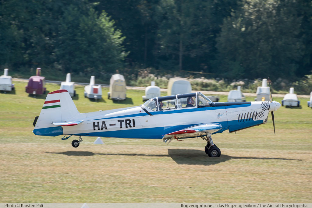 Moravan Zlin Z-326M HA-TRI Oldtimer-Fliegertreffen 2016 Kirchheim unter Teck - Hahnweide (EDST) 2016-09-10 � Karsten Palt, ID 13479 Moravan Zlin Z-326M HA-TRI Oldtimer-Fliegertreffen 2016 Kirchheim unter Teck - Hahnweide (EDST) 2016-09-10 � Karsten Palt, ID 13479