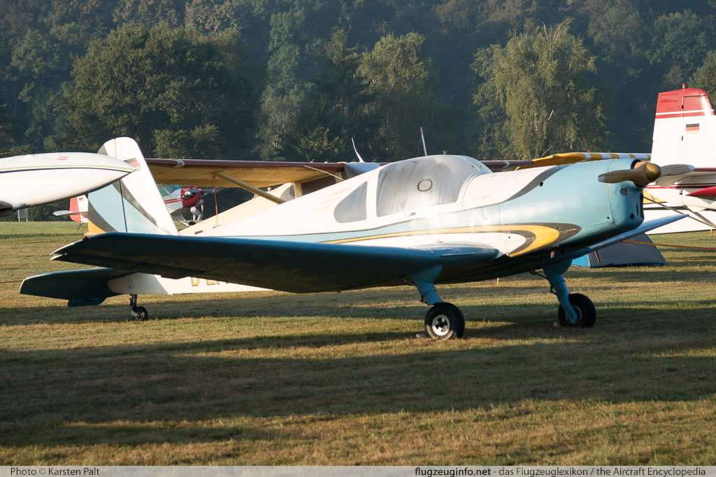 Orlican (Benes-Mraz) M-1D Sokol D-EMYH 350 Oldtimer-Fliegertreffen 2016 Kirchheim unter Teck - Hahnweide (EDST) 2016-09-10 � Karsten Palt, ID 13497 Orlican (Benes-Mraz) M-1D Sokol D-EMYH 350 Oldtimer-Fliegertreffen 2016 Kirchheim unter Teck - Hahnweide (EDST) 2016-09-10 � Karsten Palt, ID 13497