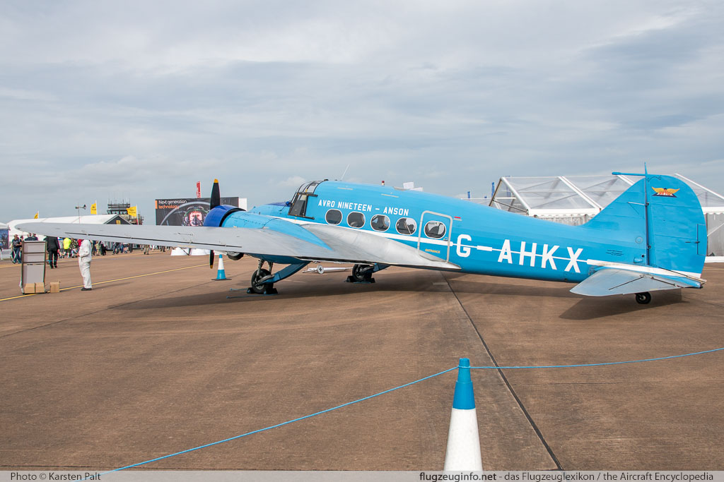 Avro 652A Anson C.19 Srs.2  G-AHKX 1333 Royal International Air Tattoo 2016 RAF Fairford (EGVA / FFD) 2016-07-09 � Karsten Palt, ID 12754