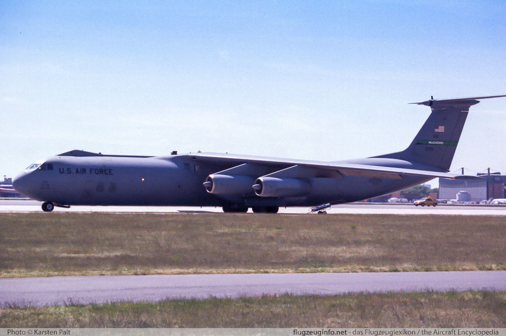 Lockheed C-141B Starlifter United States Air Force (USAF) 66-0158 300-6184 Berlin-Tegel (EDDT / TXL) 2000-10-12 � Karsten Palt, ID 11898 Lockheed C-141B Starlifter United States Air Force (USAF) 66-0158 300-6184 Berlin-Tegel (EDDT / TXL) 2000-10-12 � Karsten Palt, ID 11898