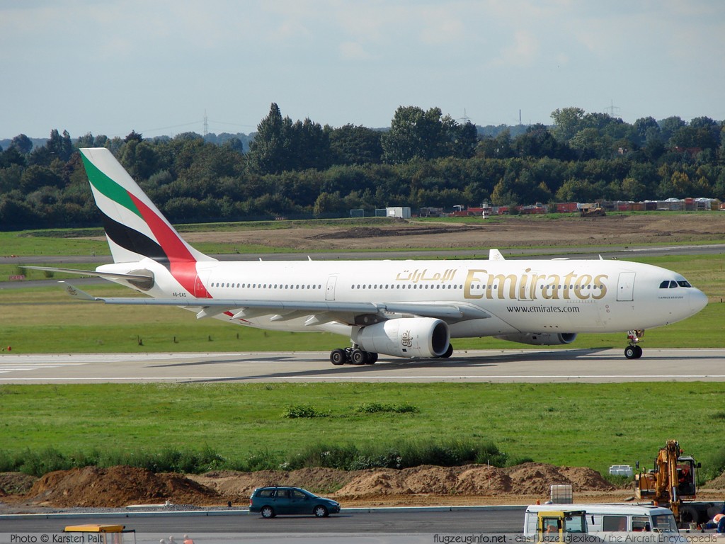 Airbus A330-243 Emirates Airlines A6-EAS 455  Düsseldorf International (EDDL / DUS) 2007-09-06 ï¿½ Karsten Palt, ID 461