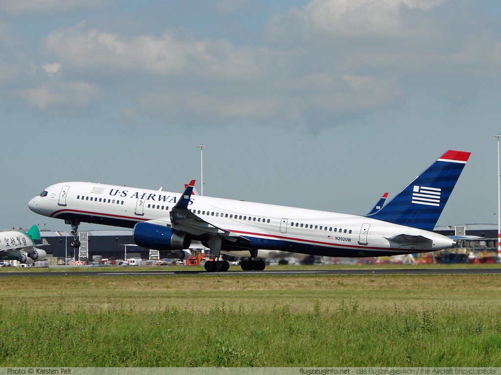 Boeing 757-2B7 (wl) US Airways N202UW 27811 / 681 Amsterdam-Schiphol (EHAM / AMS) 2007-06-19 � Karsten Palt, ID 333 Boeing 757-2B7 (wl) US Airways N202UW 27811 / 681 Amsterdam-Schiphol (EHAM / AMS) 2007-06-19 � Karsten Palt, ID 333