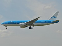Boeing 777-206ER KLM - Royal Dutch Airlines PH-BQO 35295 / 609  Amsterdam-Schiphol (EHAM / AMS) 2007-06-19, Photo by: Karsten Palt