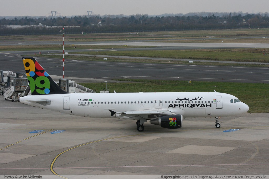 Airbus A320-214 Afriqiyah Airways 5A-ONB 3236 Düsseldorf International (EDDL / DUS) 2008-12-13 � Mike Vallentin, ID 1566 Airbus A320-214 Afriqiyah Airways 5A-ONB 3236 Düsseldorf International (EDDL / DUS) 2008-12-13 � Mike Vallentin, ID 1566