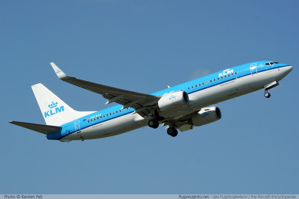 Boeing 737-8K2 (wl) KLM - Royal Dutch Airlines PH-BXZ 30368 / 2533 Amsterdam-Schiphol (EHAM / AMS) 2009-06-23 � Karsten Palt, ID 2439 Boeing 737-8K2 (wl) KLM - Royal Dutch Airlines PH-BXZ 30368 / 2533 Amsterdam-Schiphol (EHAM / AMS) 2009-06-23 � Karsten Palt, ID 2439