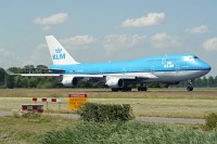 Boeing 747-406 KLM - Royal Dutch Airlines PH-BFA 23999 / 725  Amsterdam-Schiphol (EHAM / AMS) 2009-06-23, Photo by: Karsten Palt